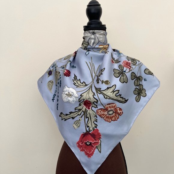 New Gucci Kris Knight Floral Print Silk Scarf with Gucci Gift Box - Picture 3 of 14